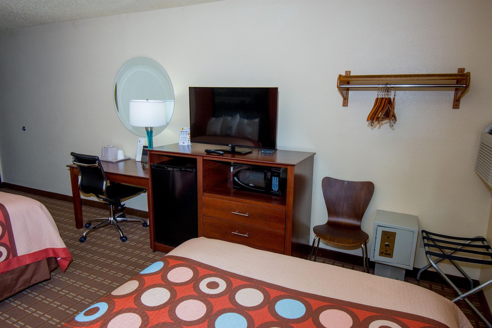 Hotel Super 8 By Wyndham Altoona Extérieur photo