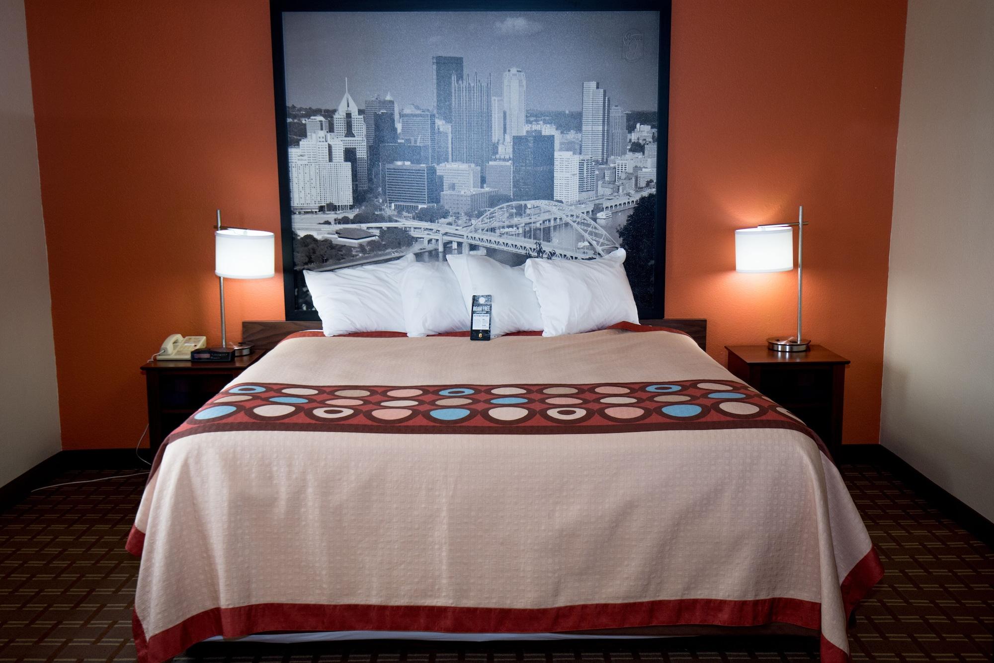 Hotel Super 8 By Wyndham Altoona Extérieur photo