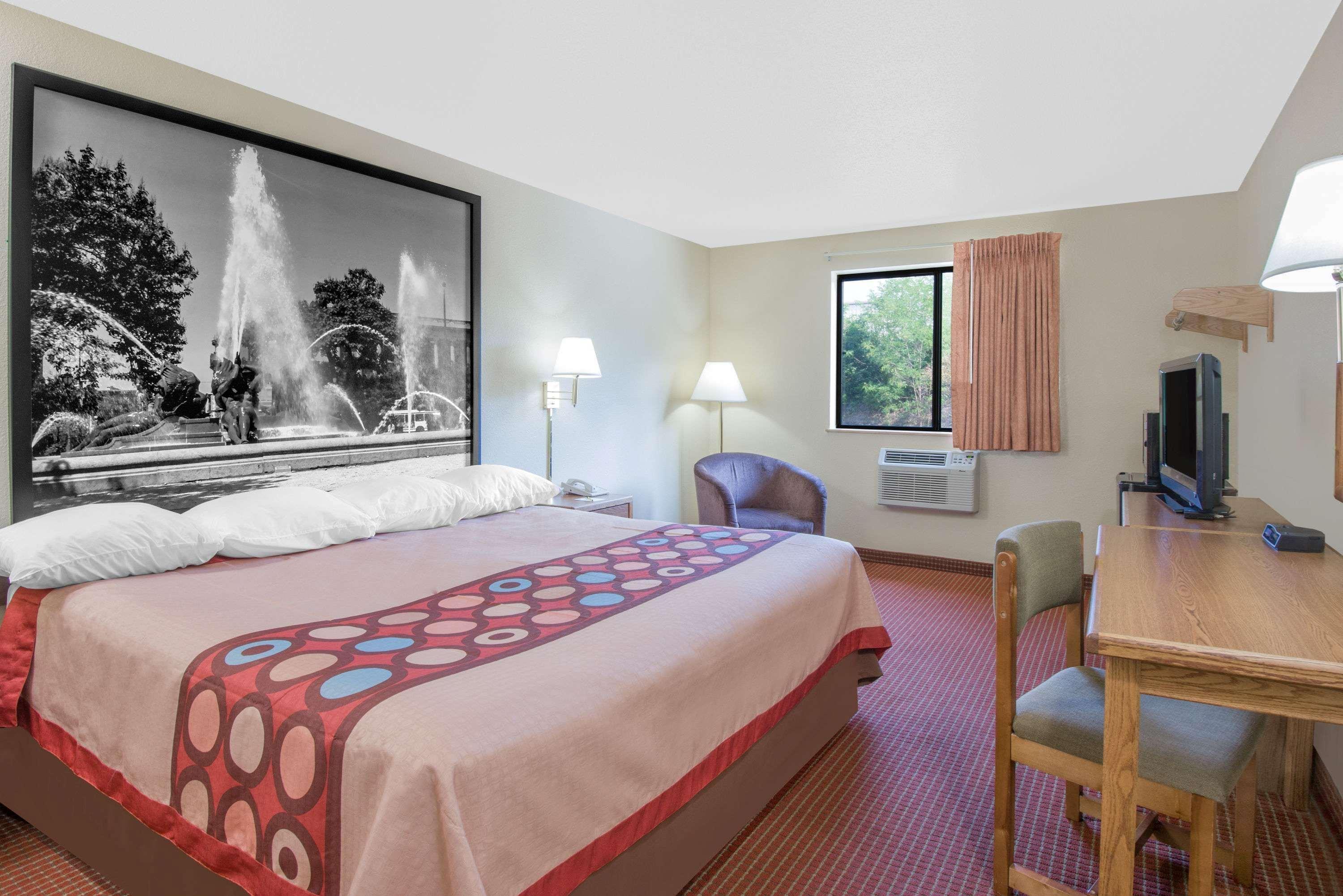 Hotel Super 8 By Wyndham Altoona Extérieur photo